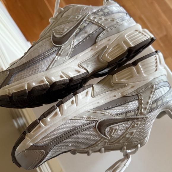 Nike Initiator Running Shoe - Picture 4 of 5